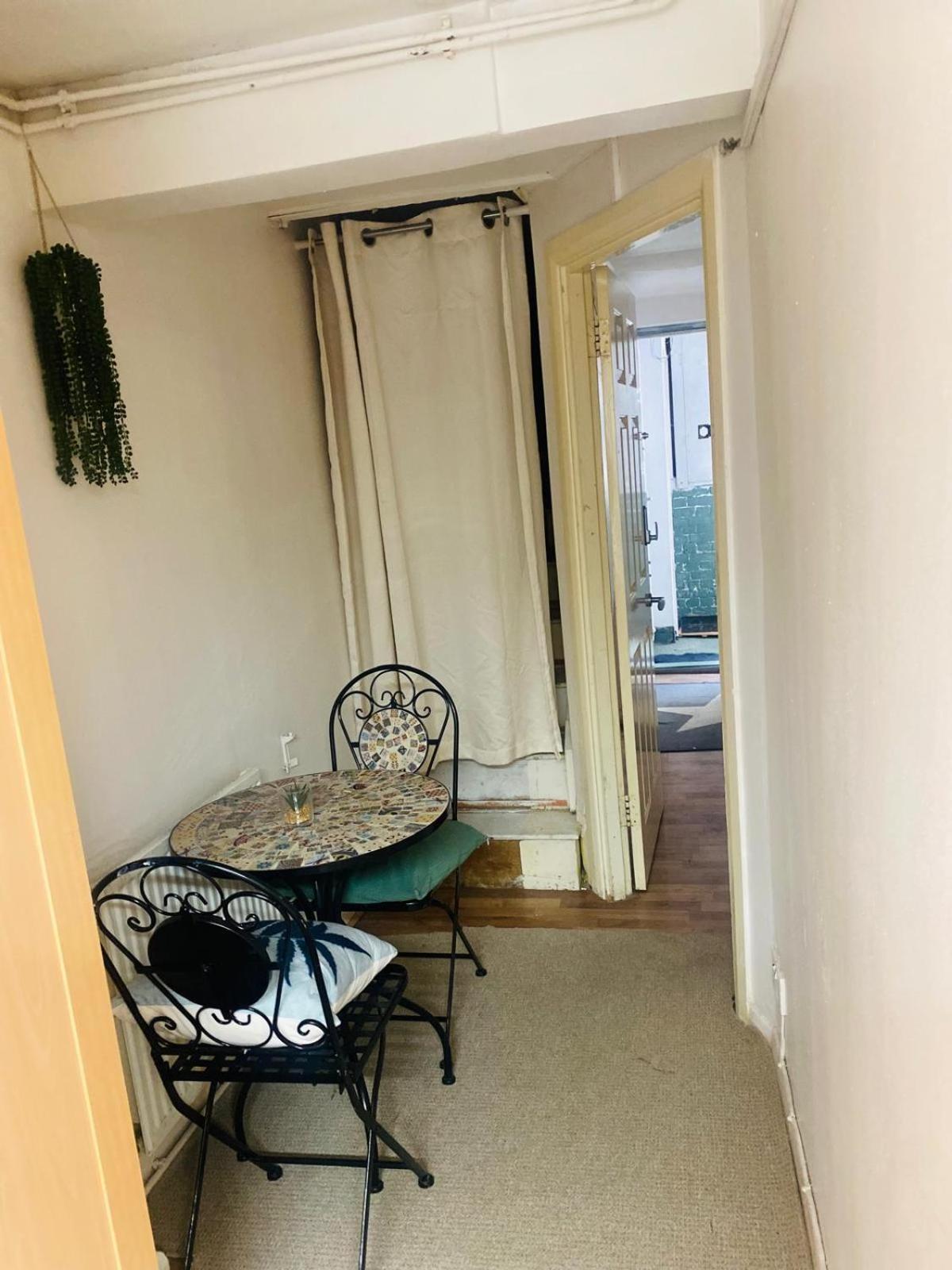 Cozy Studio Opposite Chelsea Stadium ลอนดอน ภายนอก รูปภาพ